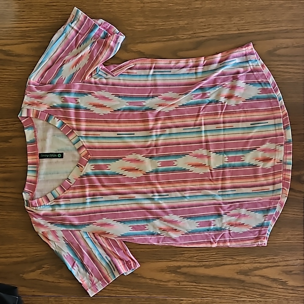 Sterling Kreek Aztec Print T-shirt Small